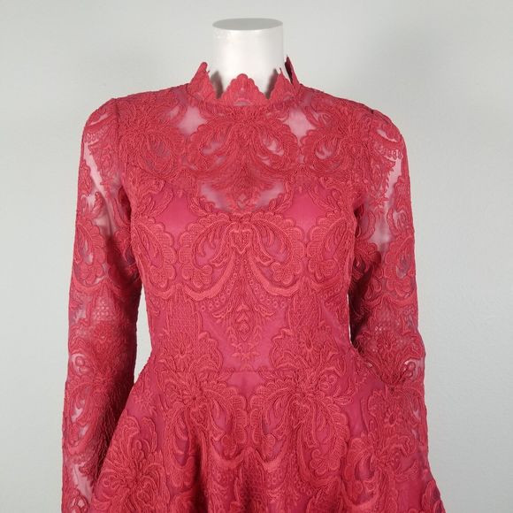 Saylor NYC Rita Rasberry Lace Brocade Fit & Flare Exposed Back Mini Dress Size S - Picture 4 of 15